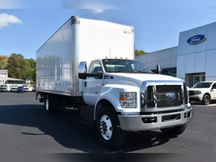 2023 Ford F650 Gas Regular Cab 26' Morgan Olson Dry Freight Body