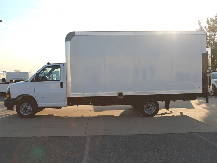 2023 Chevy Express 3500 177" WB with 16' Aluminum body & Rail Gate - Image 18