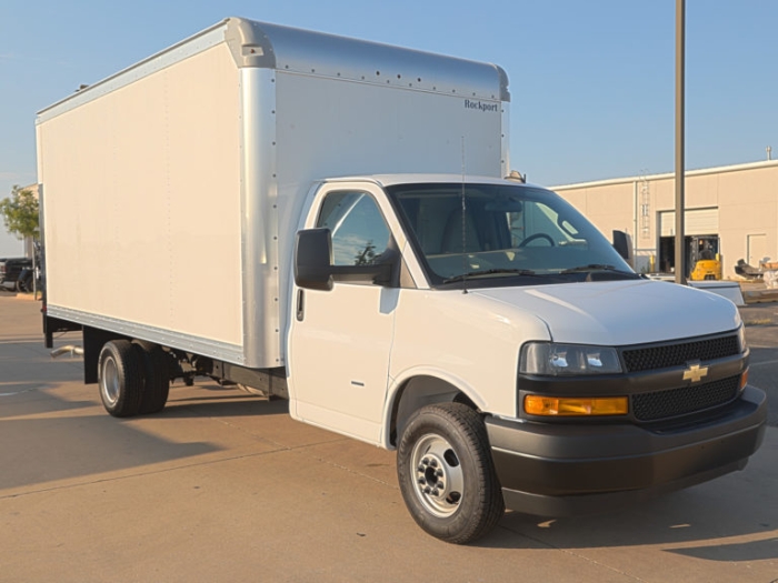 2023 Chevy Express 3500 177" WB with 16' Aluminum body & Rail Gate - Image 11