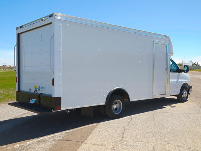 2022 Chevy 16' Rockport Cargoport - Image 6